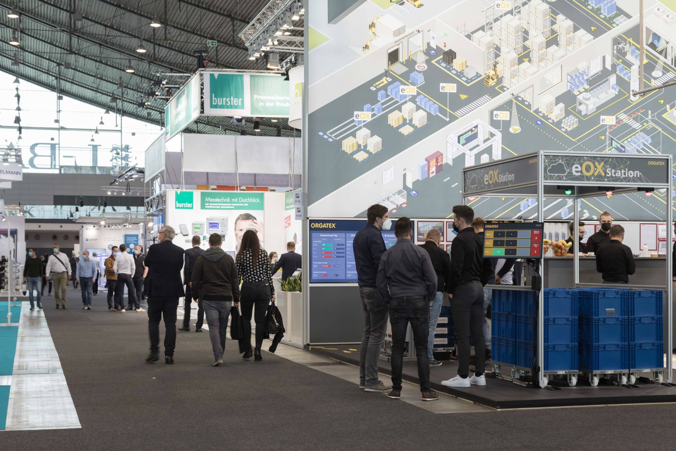 Motek Internationale Fachmesse für Produktions- und Montageautomatisierung motek bondexpo messe 10 scaled Messehalle im Betrieb