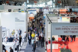 Motek Internationale Fachmesse für Produktions- und Montageautomatisierung 52A0096 Motek SCHALL 3000 scaled uai